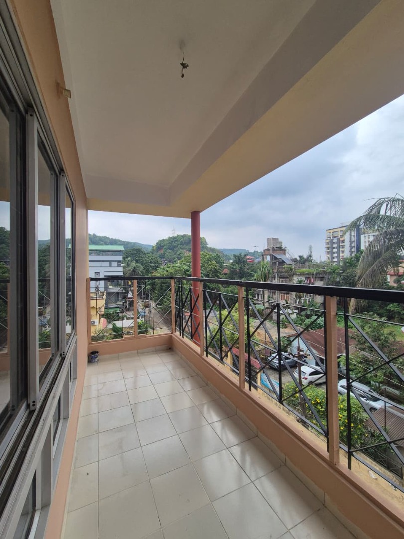 Semi Furnished 3bhk in Hengrabari, Guwahati, Assam, India for Rent